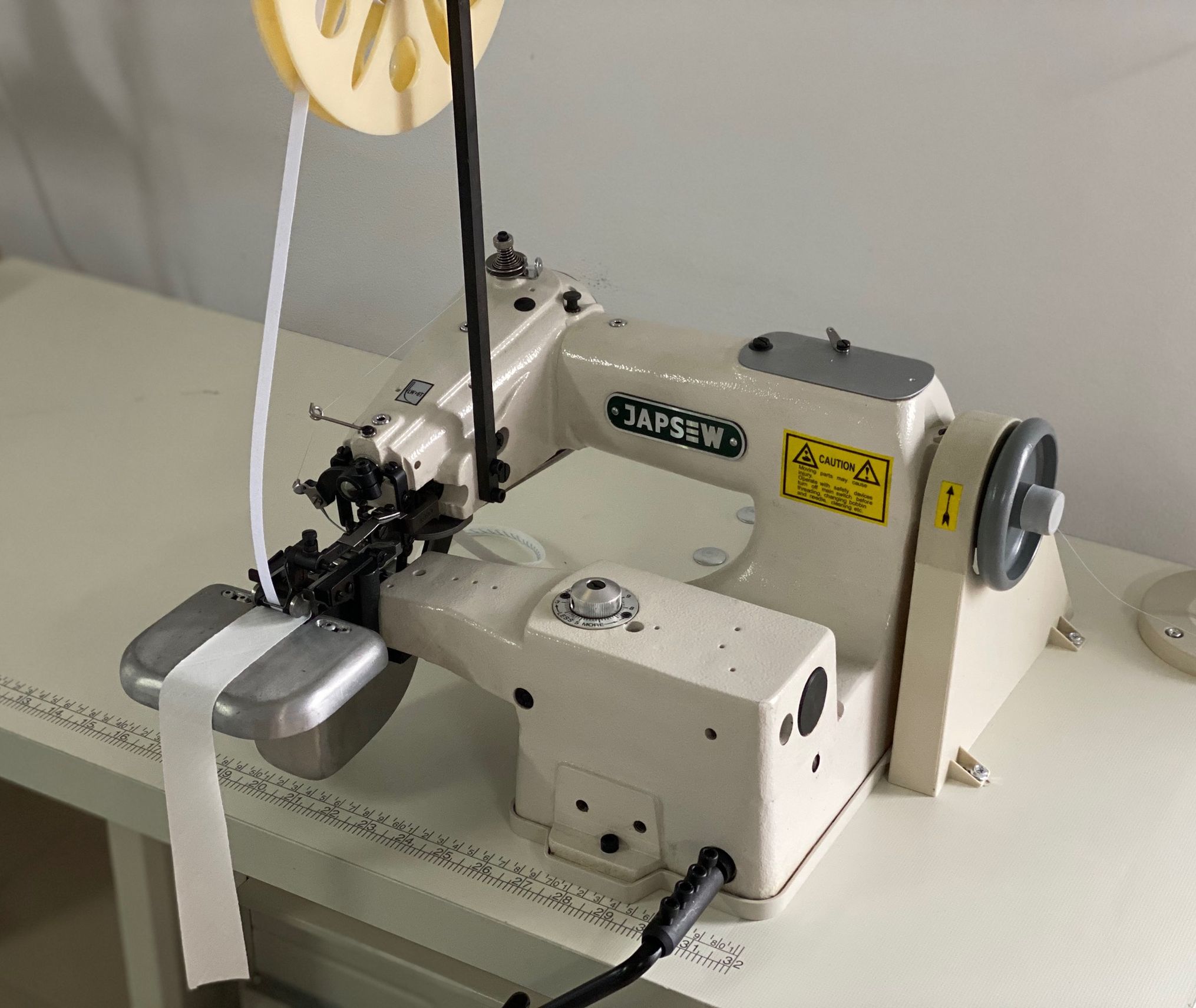 JAPSEW J-1011 Belt Loop Sewing Machine