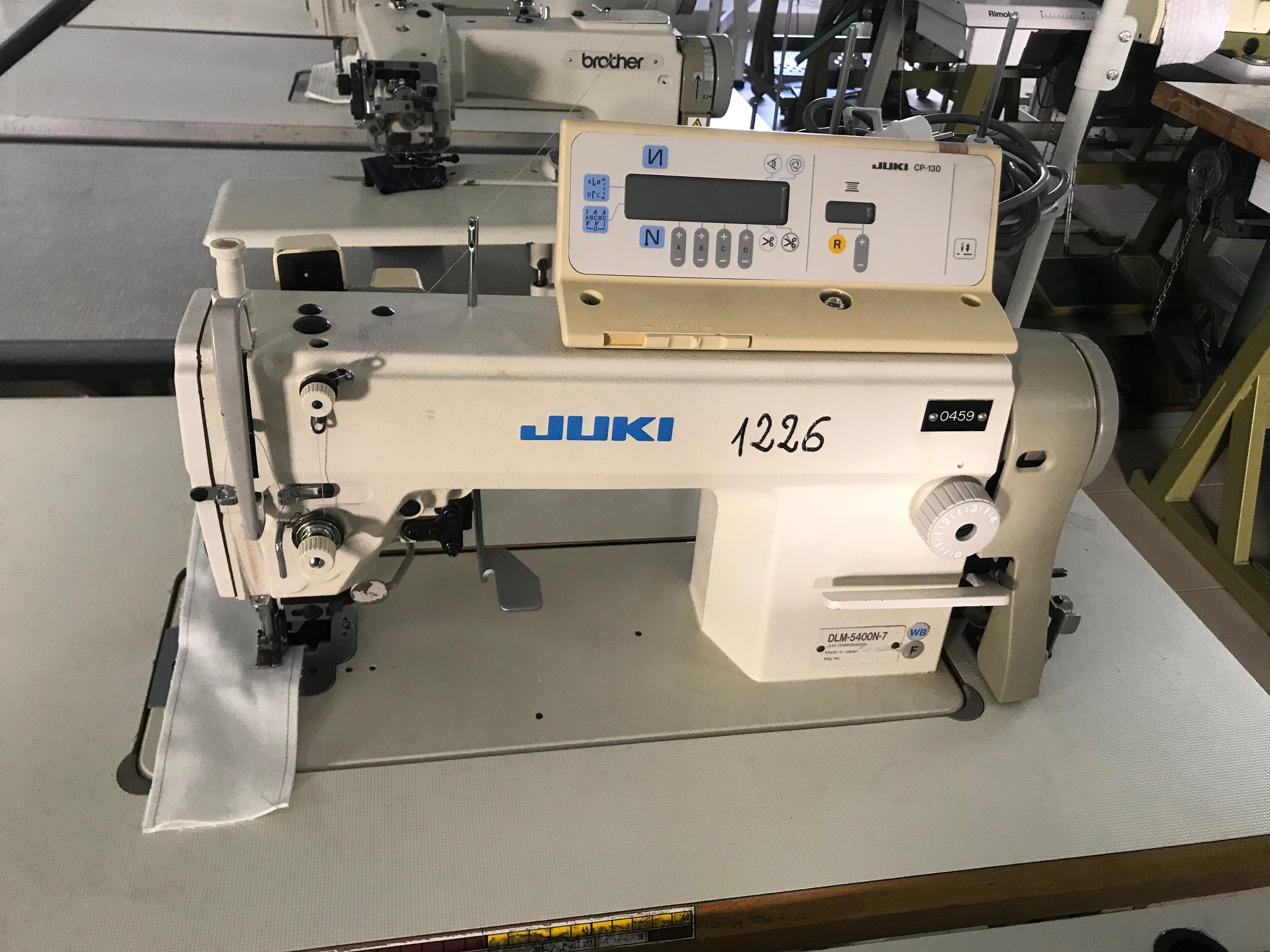 JUKI DLM-5400N-7 Lockstitch Sewing Machine With Edge Cutter