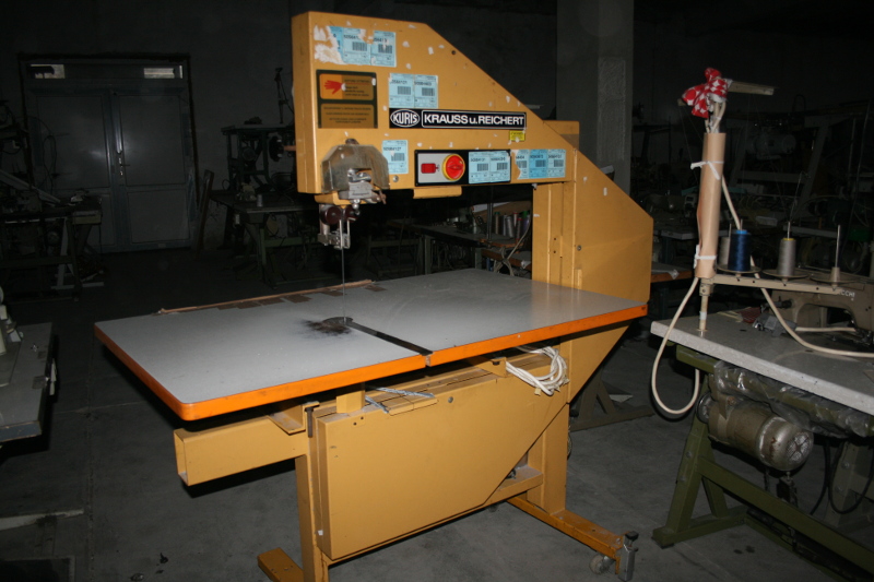 Kuris continuous strip cutting machine