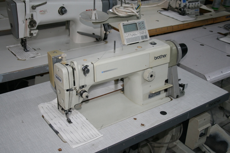 Sewing Machine Brother DB2-B755-403A second hand