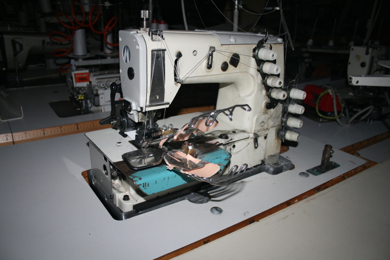 Masina de aplicat betelie tip Jeans Kansai DLR-1508P