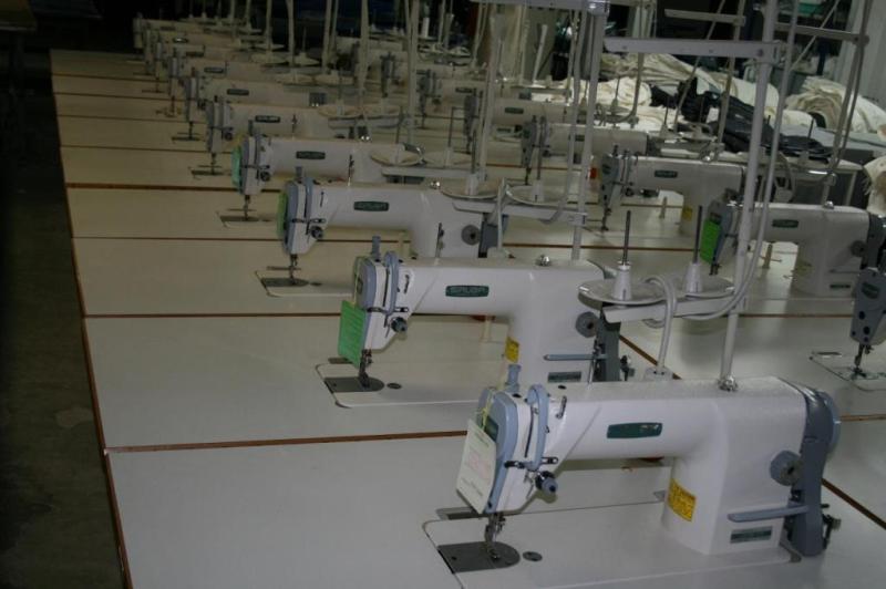 Linear sewing machines  Siruba L818F-M1